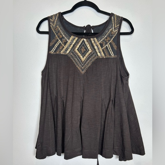 Urban Outfitters Tops - Urban Outfitters Black and Gold Embellished Tank Top. Size Large. #festival